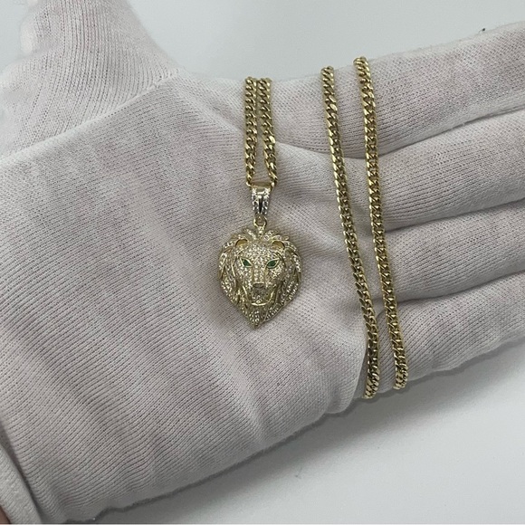 925 Sterling Silver Gold Plated Lion Head Pendant Iced CZ 12g Large unisex Charm - Picture 7 of 8